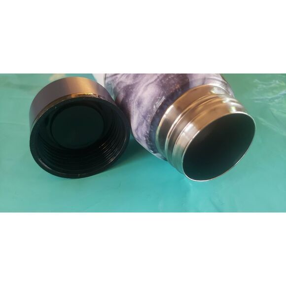 Wellness Double Wall Stainless Steel Marbled 20 oz / 590ml Bottle - Picture 4 of 10